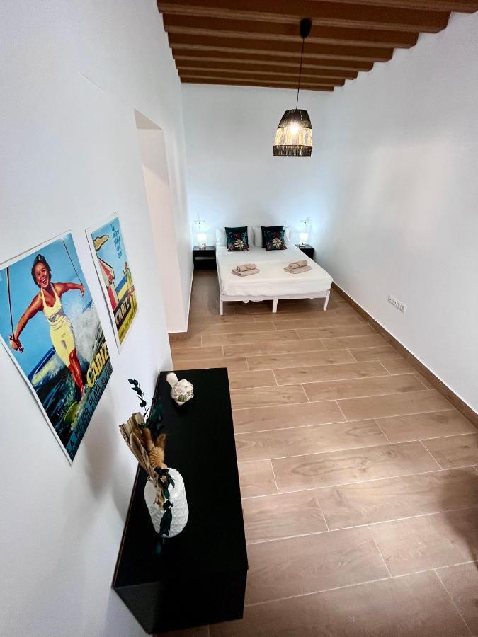 Gatu Premium Villa Flamenca , Preferente Mayores De 25 Anos Y Familias Cadiz Exterior photo
